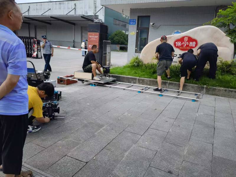 若羌县广告片拍摄公司核心优势：全流程服务，让品牌广告片省心更出彩